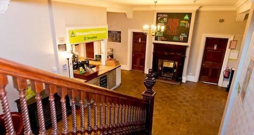 Yha Ravenstor Hostel Millers Dale Exterior photo